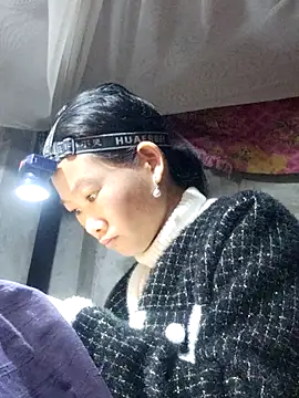 gio-thu online show from January 7, 2026, 11:37 am