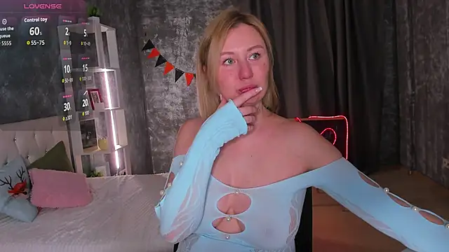 Snapshot of scent__of_woman chatting on January 8, 2026, 8:09 am scent of woman online show from January 8, 2026, 8:09 am