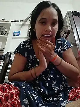 Snapshot of Cuty_tanya chatting on July 18, 2026, 5:32 pm Cuty tanya online show from July 18, 2026, 5:32 pm