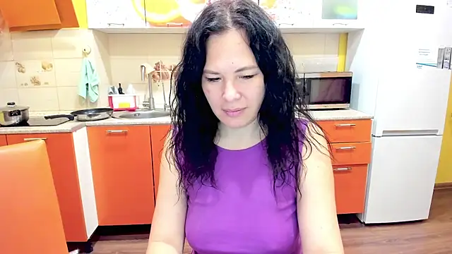 Victoria Panther online show from December 15, 2025, 2:17 am