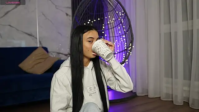 Snapshot of RachelRavee chatting on December 3, 2025, 4:57 am RachelRavee online show from December 3, 2025, 4:57 am