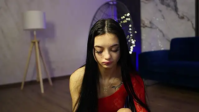 RachelRavee online show from January 10, 2026, 5:25 am