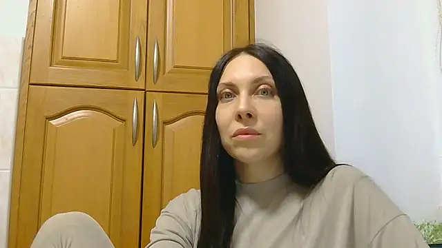 Olivarra online show from February 28, 2026, 6:51 pm