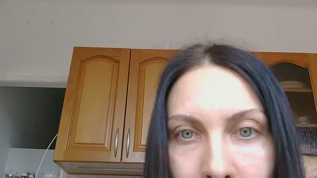 Olivarra online show from March 1, 2026, 11:32 am