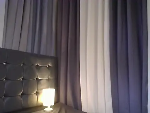 Snapshot of TsUncutAnyah chatting on November 20, 2025, 5:52 am TsUncutAnyah online show from November 20, 2025, 5:52 am