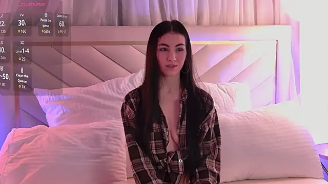 BettyLeen online show from December 19, 2025, 3:54 am