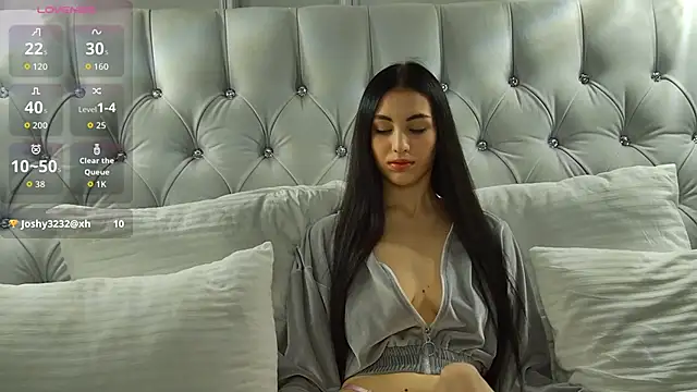 BettyLeen online show from November 6, 2025, 4:27 am