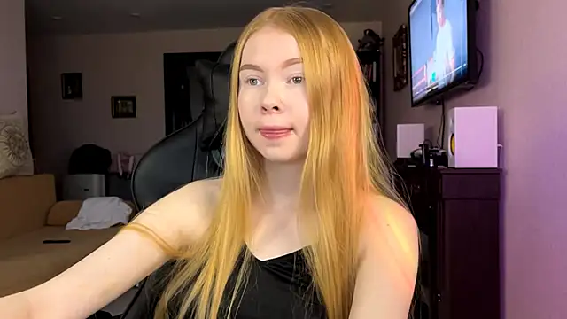 RaguelNicksons online show from November 13, 2025, 5:33 am