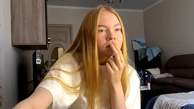 RaguelNicksons online show from October 24, 2025, 9:19 am