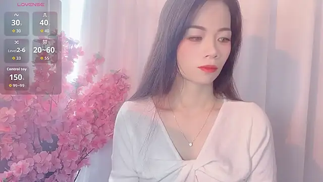 Snapshot of Lynnalltop-165-KeKe chatting on November 12, 2025, 1:21 am Lynnalltop-165-KeKe online show from November 12, 2025, 1:21 am