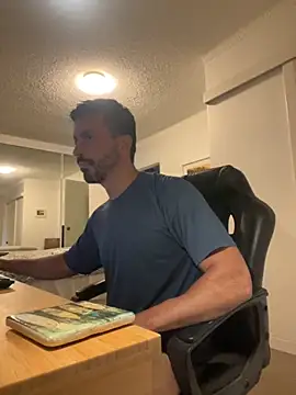 DrDreAu online show from December 2, 2025, 8:27 am