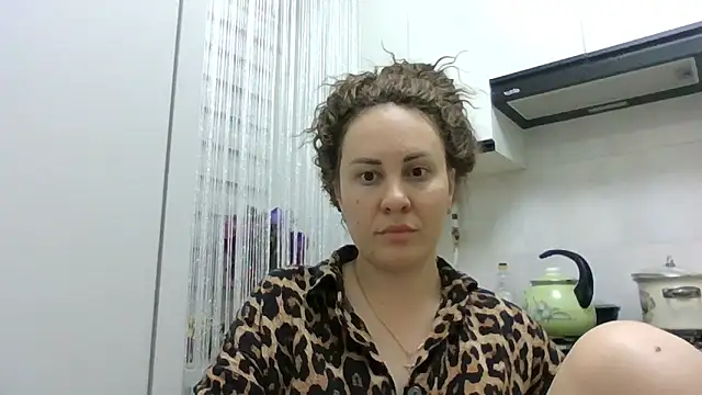Snapshot of MeadowEyes chatting on May 26, 2026, 8:18 pm MeadowEyes online show from May 26, 2026, 8:18 pm