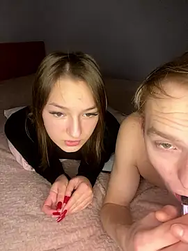 Snapshot of Dabi_002 chatting on January 11, 2026, 10:05 pm Dabi 002 online show from January 11, 2026, 10:05 pm