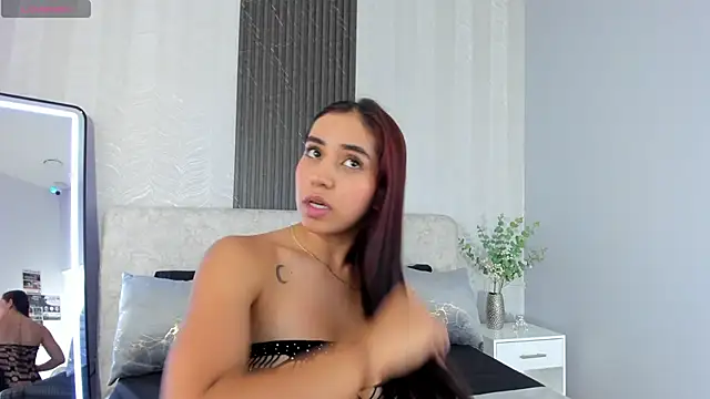 Snapshot of Vittoria_Conti_ chatting on June 3, 2026, 4:55 pm Vittoria Conti online show from June 3, 2026, 4:55 pm