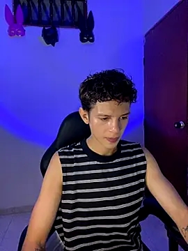 tylernova online show from October 10, 2025, 4:13 am