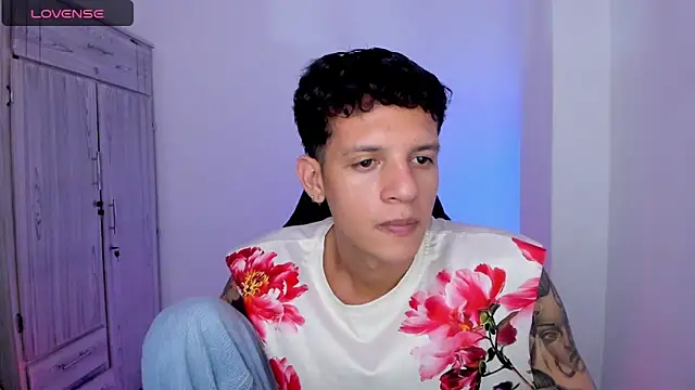 tylernova online show from June 6, 2026, 3:34 am