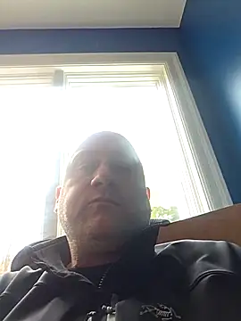 akstr8 online show from March 28, 2026, 4:30 pm