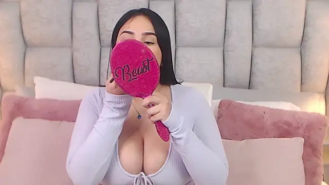 BlairHarper online show from October 29, 2025, 7:13 pm