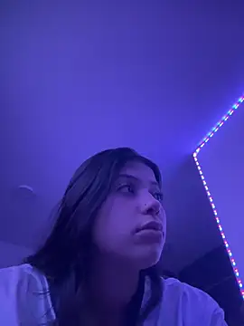 Snapshot of majo_gallego chatting on May 14, 2026, 11:24 pm majo gallego online show from May 14, 2026, 11:24 pm