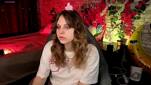 Ame Chan online show from October 28, 2025, 2:16 pm