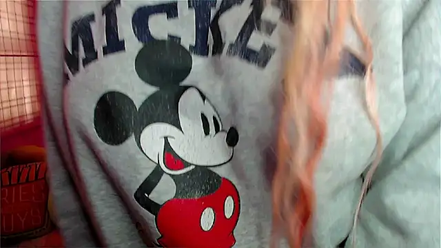 EllieMoonX online show from February 15, 2026, 9:36 pm