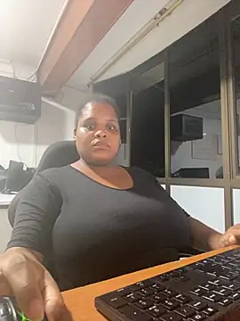 gabrielabrunette69 online show from December 4, 2025, 1:26 am