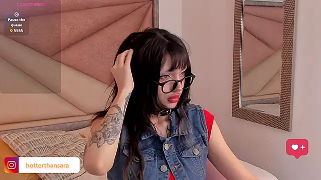 Snapshot of MilanaMikhelson chatting on October 11, 2025, 12:11 am MilanaMikhelson online show from October 11, 2025, 12:11 am