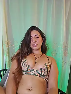 Meganthomson online show from May 13, 2026, 12:06 am