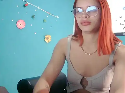 Snapshot of dayra_velez chatting on October 15, 2025, 1:08 pm dayra velez online show from October 15, 2025, 1:08 pm