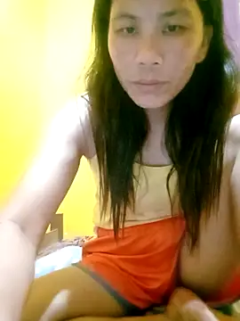 GentlePearl Palangga online show from November 18, 2025, 12:08 pm