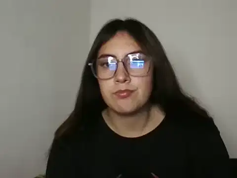 Mar 00c online show from October 18, 2025, 4:47 am