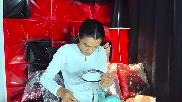 Snapshot of ZAMMIRA chatting on February 15, 2026, 6:25 am ZAMMIRA online show from February 15, 2026, 6:25 am