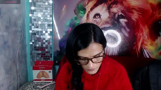 ZAMMIRA online show from April 19, 2026, 12:28 pm