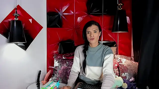 Snapshot of ZAMMIRA chatting on February 8, 2026, 5:49 am ZAMMIRA online show from February 8, 2026, 5:49 am