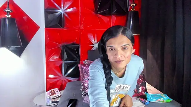 Snapshot of ZAMMIRA chatting on February 14, 2026, 5:40 am ZAMMIRA online show from February 14, 2026, 5:40 am