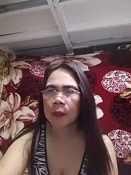 Snapshot of erma_joy chatting on May 13, 2026, 7:54 pm erma joy online show from May 13, 2026, 7:54 pm