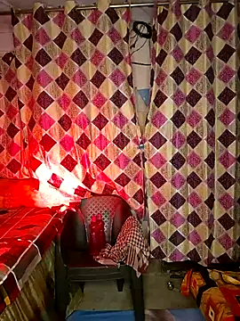 Snapshot of Sweet-Maddlina chatting on March 4, 2026, 5:37 am Sweet-Maddlina online show from March 4, 2026, 5:37 am