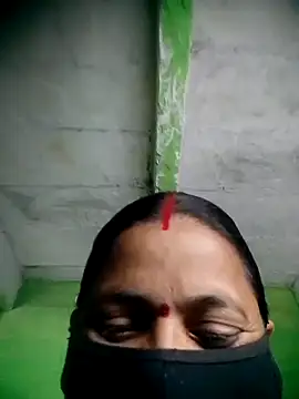 Snapshot of Q_rekha chatting on October 10, 2025, 8:04 am Q rekha online show from October 10, 2025, 8:04 am