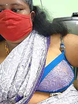 Snapshot of sweetrevathi chatting on October 14, 2025, 4:18 pm sweetrevathi online show from October 14, 2025, 4:18 pm