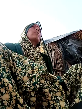 Cutsedi3 online show from November 28, 2025, 9:53 am