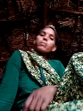 Cutsedi3 online show from December 18, 2025, 11:25 am