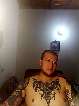 paisita11 online show from October 10, 2025, 11:33 am