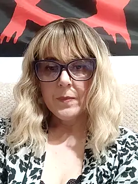 Amelialove42 online show from March 27, 2026, 7:15 pm