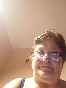 Snapshot of Katherine735 chatting on June 3, 2026, 2:45 am Katherine735 online show from June 3, 2026, 2:45 am