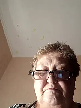 Katherine735 online show from December 14, 2025, 3:06 pm