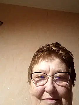 Katherine735 online show from April 4, 2026, 7:53 pm