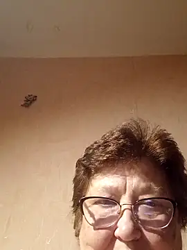 Snapshot of Katherine735 chatting on June 19, 2026, 8:14 pm Katherine735 online show from June 19, 2026, 8:14 pm