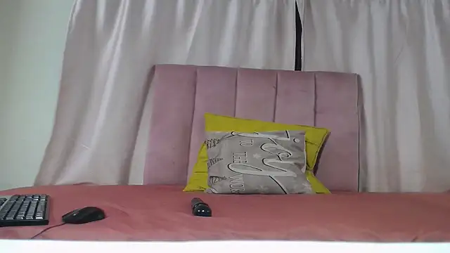 Kelly-001 online show from March 16, 2026, 6:54 pm