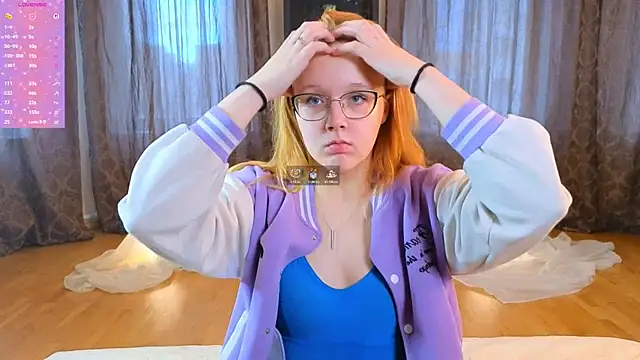 AlinaAldrete online show from October 26, 2025, 4:13 am