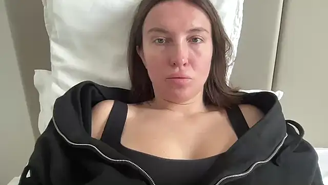 CArivora online show from March 14, 2026, 7:58 am